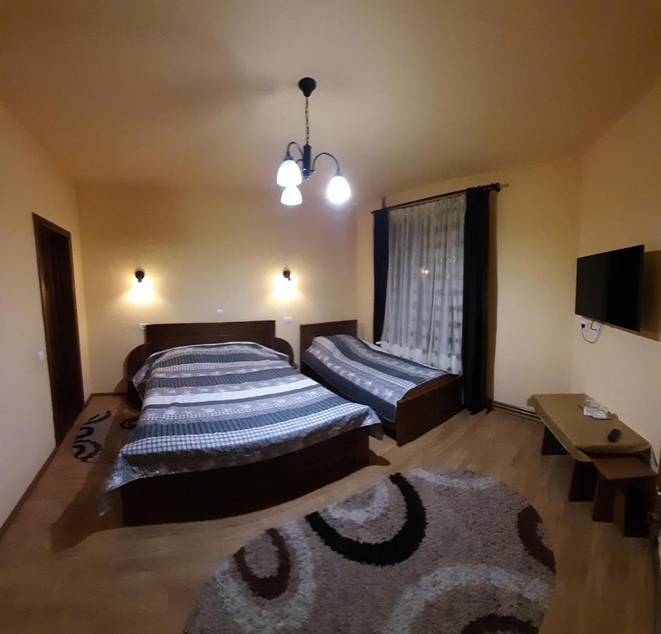 Pensiunea Sarah Bran Bran  Buitenkant foto