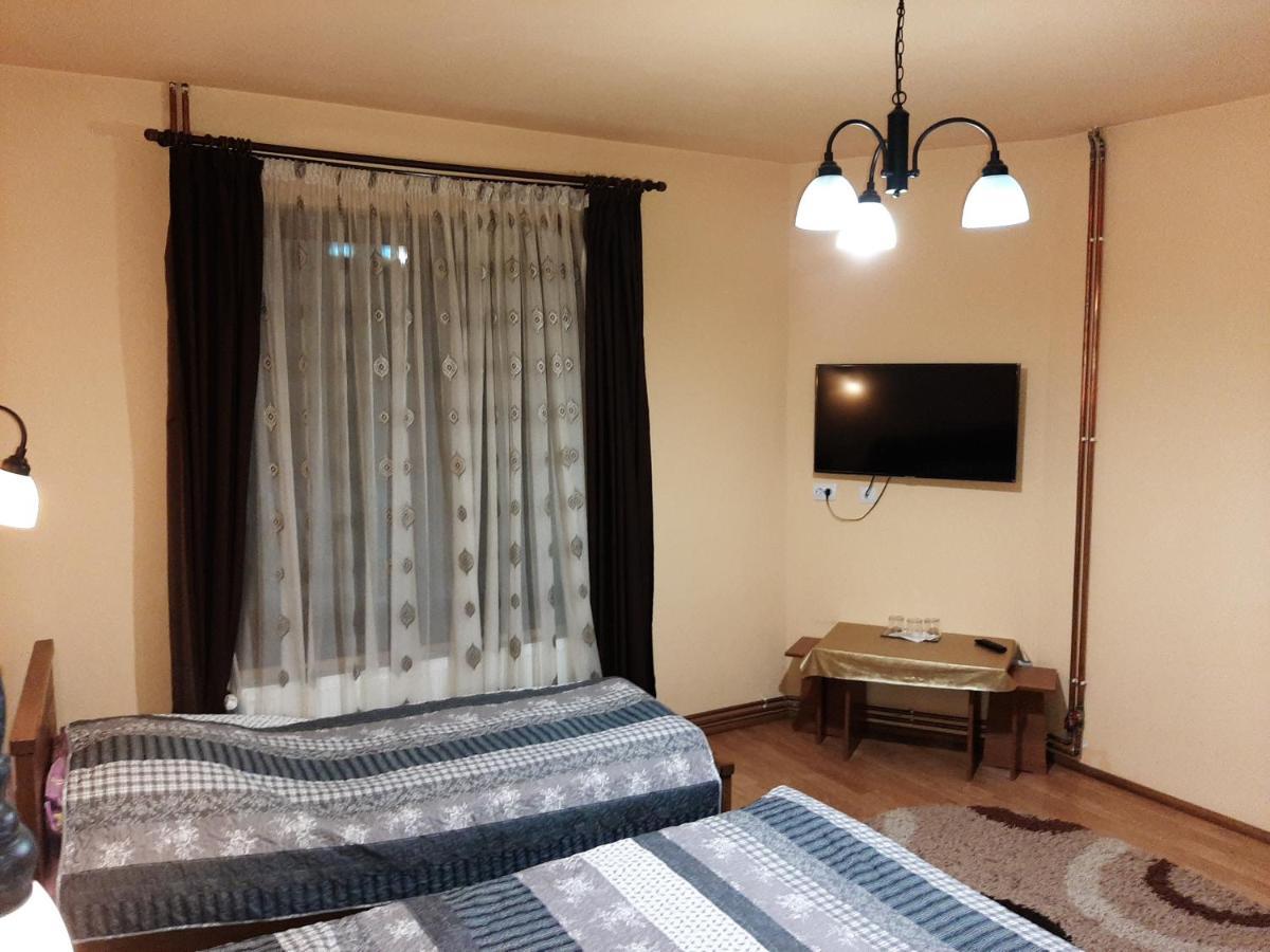 Pensiunea Sarah Bran Bran  Buitenkant foto