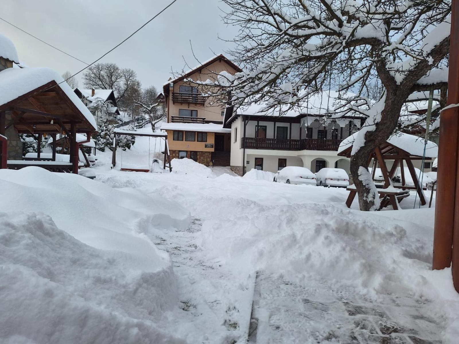 Pensiunea Sarah Bran Bran  Buitenkant foto