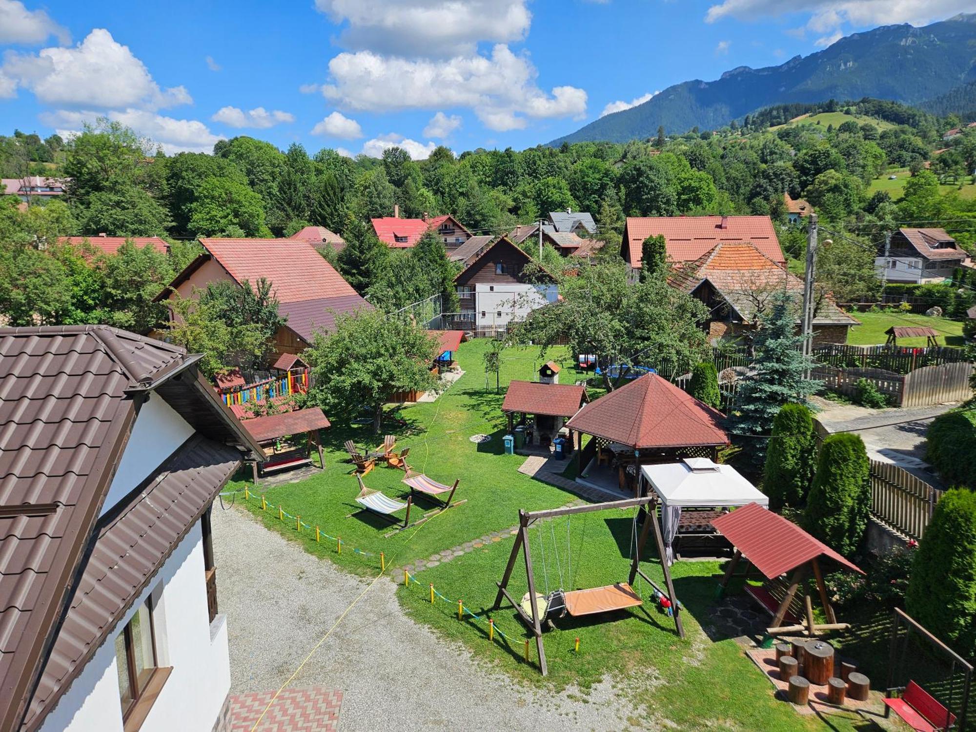 Pensiunea Sarah Bran Bran  Buitenkant foto